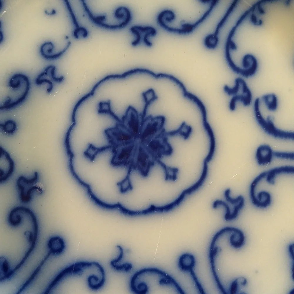 Conway flow blue New Wharf English semi-porcelain 7 in blue and white plate